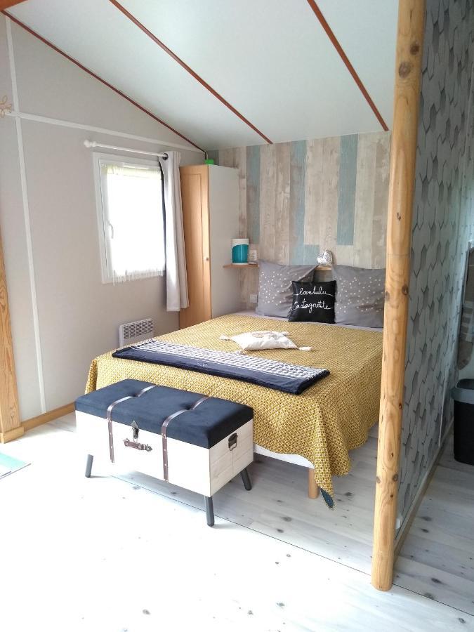 Le Haut Village Chambre D'Hotes Mobi-Loft Cosy Sauna ,Douche ,Chromotherapie Arrest Buitenkant foto