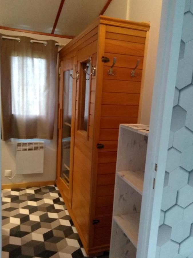 Le Haut Village Chambre D'Hotes Mobi-Loft Cosy Sauna ,Douche ,Chromotherapie Arrest Buitenkant foto
